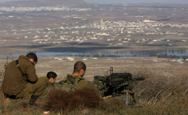 Soldados israelíes en el Golán sirio ocupado