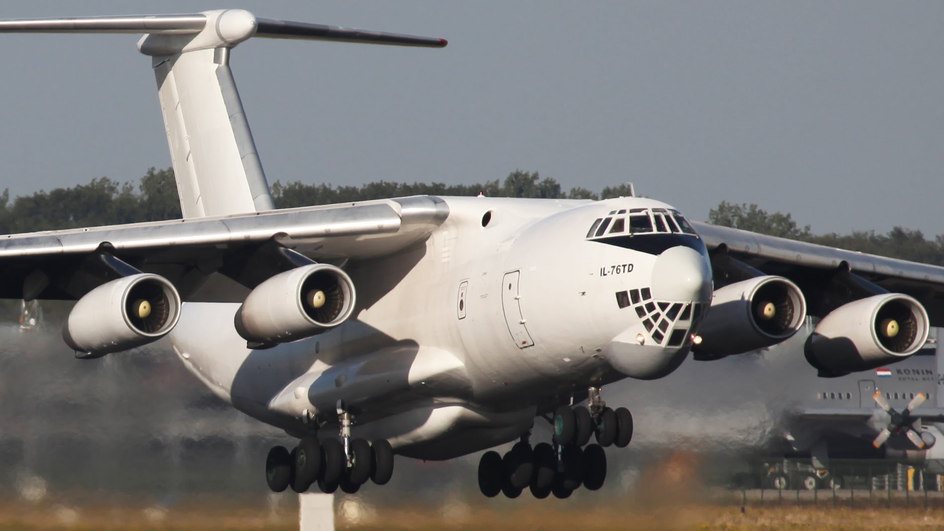 Avión Ilyushin Il-76