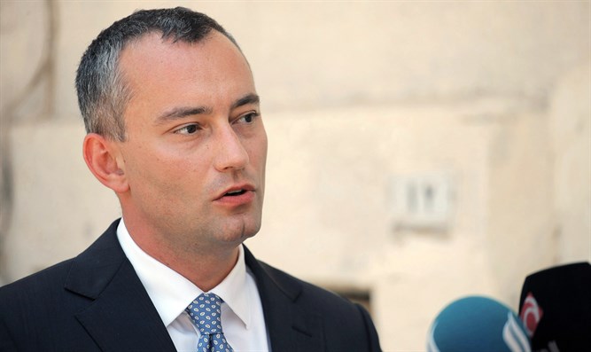 nickolay mladenov