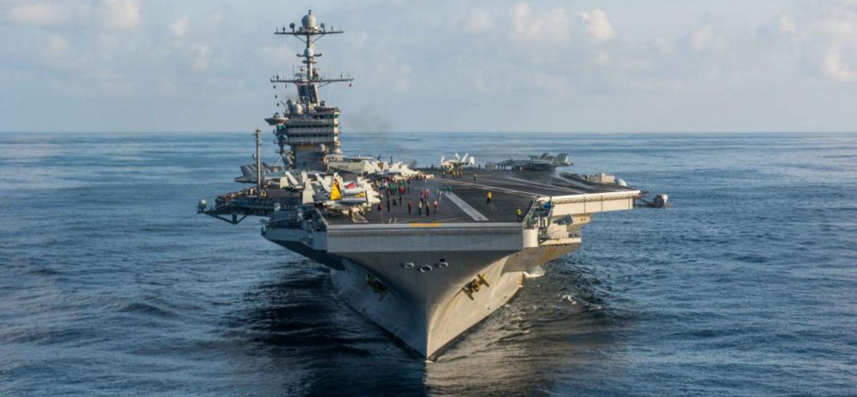 portaaviones-estadounidense