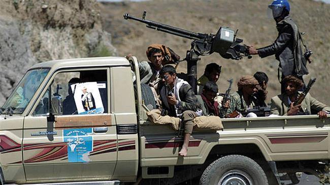 Combatientes de Ansarulá en un vehículo