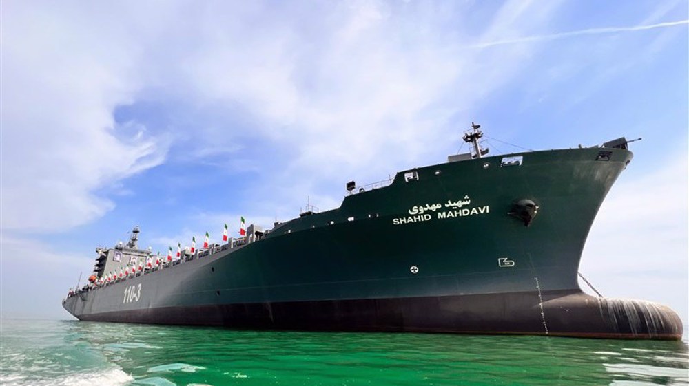 Portaaeronaves Shahid Mahdavi