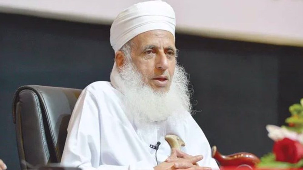El gran muftí de Omán, Ahmed bin Hamad al-Jalili