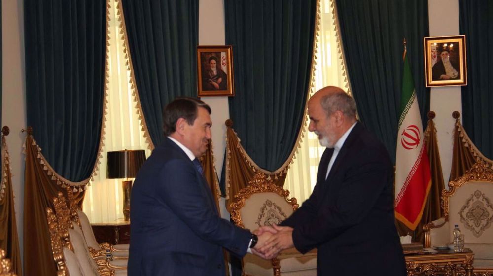 ahmadian-e-igor-levitin