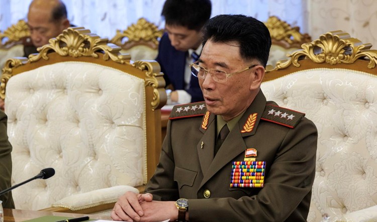 kang-son-nam-ministro-defensa