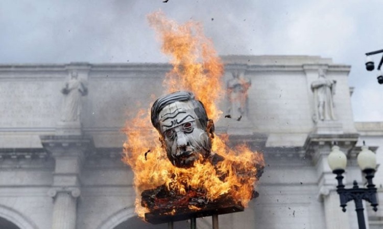 figura-netanyahu-quemando-washington