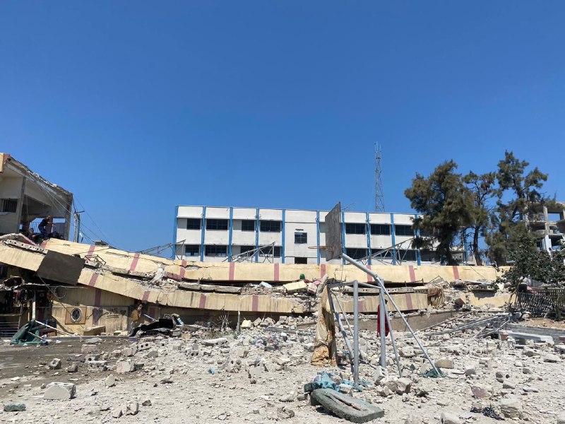 Escuela bombardeada de Mustafa Hafez en Gaza