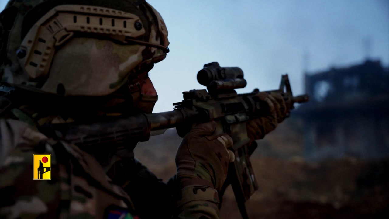 combatiente-hezbola-apunta-arma-frontera