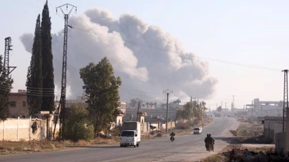 Humo en Rashidin, fuera de Alepo