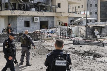 Destrucción en Nahariya por misiles de Hezbolá