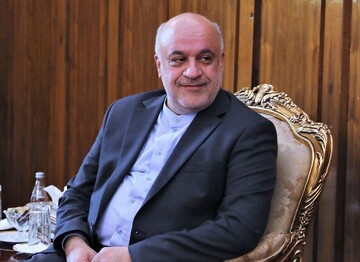 El embajador de Irán en Beirut, Moytaba Amani