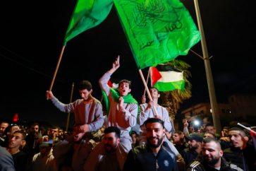 palestinos-banderas-hamas