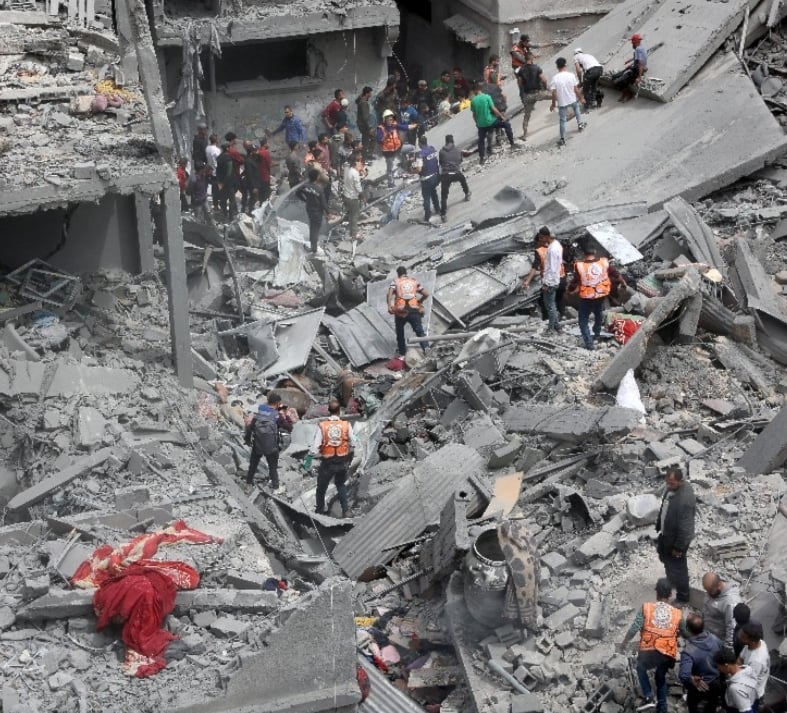 Bombardeos israelíes en el barrio de Shuyaiya