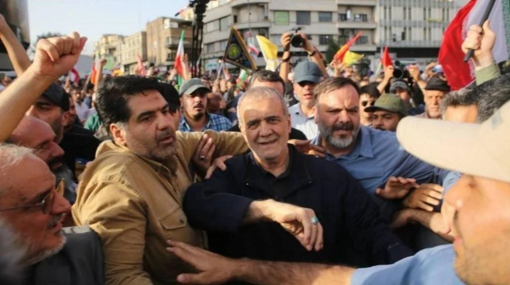 pezeshkian-manifestacion-agresion-estadounidense