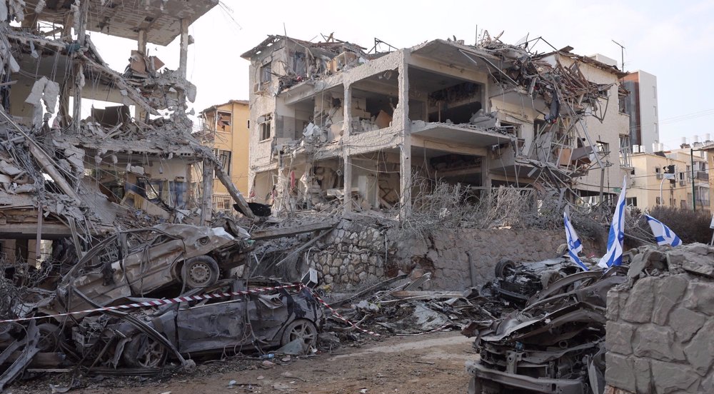 Edificios destruidos en Ramat Gan, una zona cercana a Tel Aviv